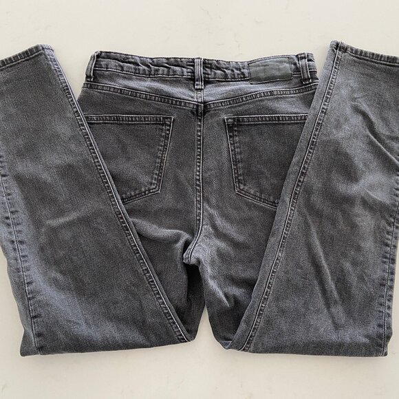 FRANK & OAK STEVIE Washed Grey Tapered Jean - Picture 2 of 7